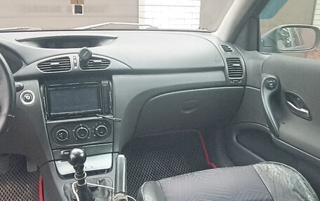 Renault Laguna II, 2004 год, 250 000 рублей, 8 фотография