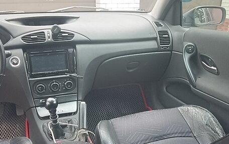 Renault Laguna II, 2004 год, 250 000 рублей, 9 фотография