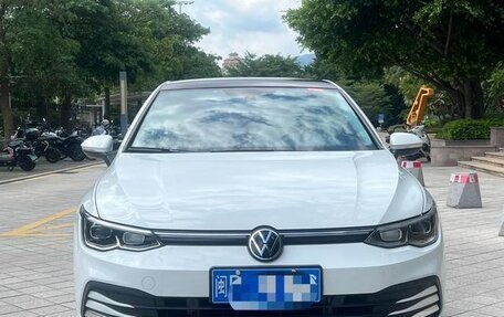 Volkswagen Golf VIII, 2021 год, 1 500 000 рублей, 2 фотография