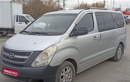 Hyundai Grand Starex Grand Starex I рестайлинг 2, 2008 год, 780 000 рублей, 1 фотография