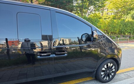 Hyundai Staria, 2022 год, 4 217 000 рублей, 6 фотография