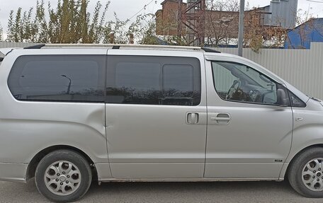 Hyundai Grand Starex Grand Starex I рестайлинг 2, 2008 год, 780 000 рублей, 3 фотография