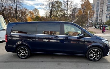 Mercedes-Benz V-Класс, 2017 год, 3 499 000 рублей, 4 фотография