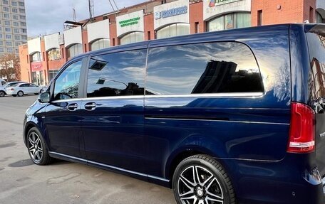Mercedes-Benz V-Класс, 2017 год, 3 499 000 рублей, 2 фотография