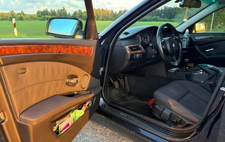 BMW 5 серия, 2006 год, 900 000 рублей, 9 фотография