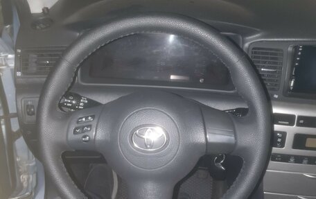 Toyota Corolla, 2005 год, 650 000 рублей, 3 фотография