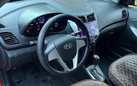 Hyundai Solaris II рестайлинг, 2013 год, 1 000 000 рублей, 8 фотография