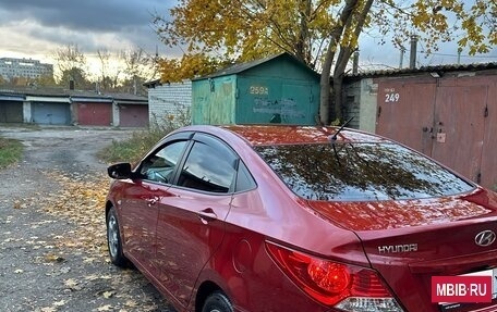 Hyundai Solaris II рестайлинг, 2013 год, 1 000 000 рублей, 6 фотография