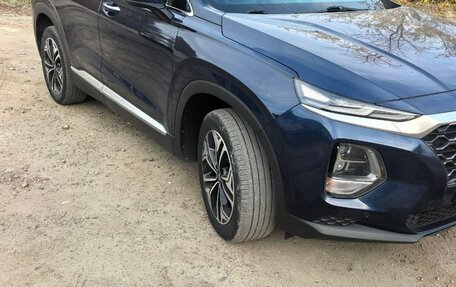 Hyundai Santa Fe IV, 2018 год, 2 690 000 рублей, 2 фотография