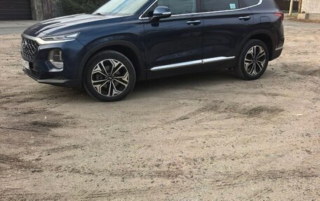 Hyundai Santa Fe IV, 2018 год, 2 690 000 рублей, 5 фотография