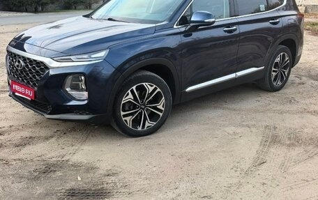 Hyundai Santa Fe IV, 2018 год, 2 690 000 рублей, 4 фотография