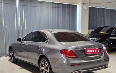 Mercedes-Benz E-Класс, 2022 год, 3 980 000 рублей, 6 фотография