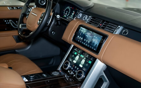 Land Rover Range Rover IV рестайлинг, 2019 год, 8 300 000 рублей, 26 фотография