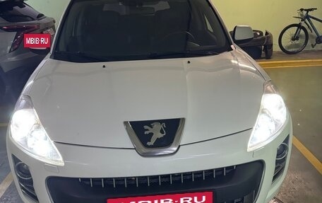 Peugeot 4007, 2011 год, 888 000 рублей, 10 фотография