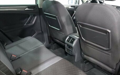 Volkswagen Tiguan II, 2018 год, 2 299 000 рублей, 22 фотография