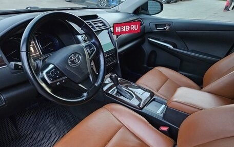 Toyota Camry, 2017 год, 2 500 000 рублей, 6 фотография