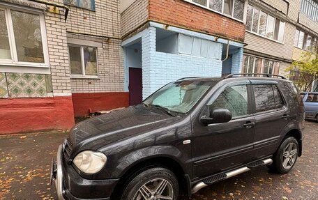 Mercedes-Benz M-Класс, 2000 год, 600 000 рублей, 1 фотография