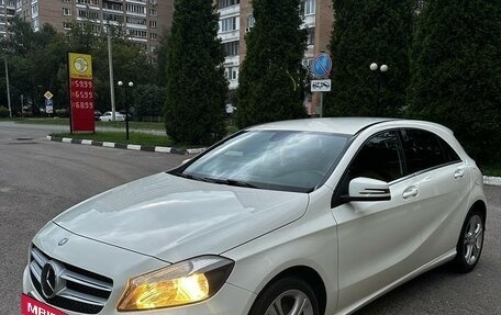 Mercedes-Benz A-Класс, 2015 год, 1 830 000 рублей, 7 фотография