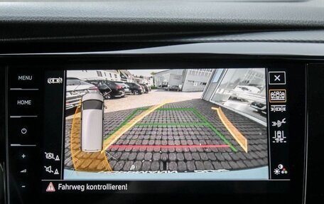 Volkswagen Multivan T6 рестайлинг, 2022 год, 5 670 000 рублей, 14 фотография