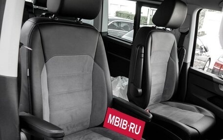 Volkswagen Multivan T6 рестайлинг, 2022 год, 5 670 000 рублей, 8 фотография