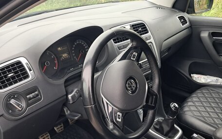 Volkswagen Polo VI (EU Market), 2016 год, 970 000 рублей, 2 фотография