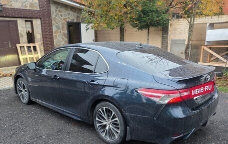Toyota Camry, 2018 год, 2 050 000 рублей, 6 фотография