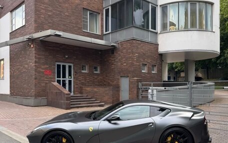 Ferrari 812, 2019 год, 29 700 000 рублей, 7 фотография