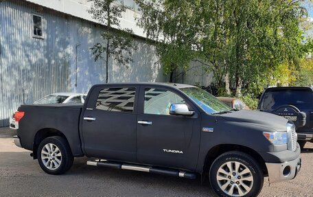 Toyota Tundra II, 2011 год, 4 000 000 рублей, 2 фотография