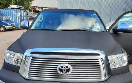 Toyota Tundra II, 2011 год, 4 000 000 рублей, 3 фотография