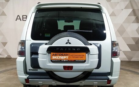 Mitsubishi Pajero IV, 2014 год, 2 600 000 рублей, 5 фотография