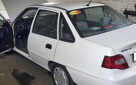 Daewoo Nexia I рестайлинг, 2012 год, 360 000 рублей, 3 фотография