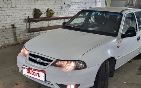 Daewoo Nexia I рестайлинг, 2012 год, 360 000 рублей, 2 фотография