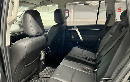 Toyota Land Cruiser Prado 150 рестайлинг 2, 2020 год, 6 980 000 рублей, 16 фотография