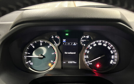 Toyota Land Cruiser Prado 150 рестайлинг 2, 2020 год, 6 980 000 рублей, 17 фотография