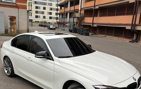 BMW 3 серия, 2017 год, 2 900 000 рублей, 2 фотография