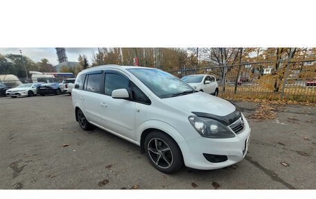 Opel Zafira B, 2013 год, 869 000 рублей, 4 фотография