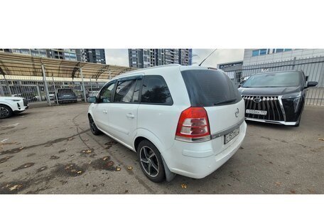 Opel Zafira B, 2013 год, 869 000 рублей, 3 фотография