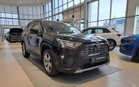 Toyota RAV4, 2020 год, 3 272 000 рублей, 3 фотография