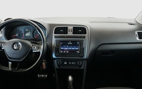 Volkswagen Polo VI (EU Market), 2016 год, 1 188 000 рублей, 5 фотография