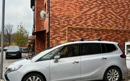 Opel Zafira C рестайлинг, 2013 год, 1 300 000 рублей, 4 фотография