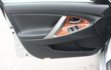 Toyota Camry, 2009 год, 1 070 000 рублей, 8 фотография