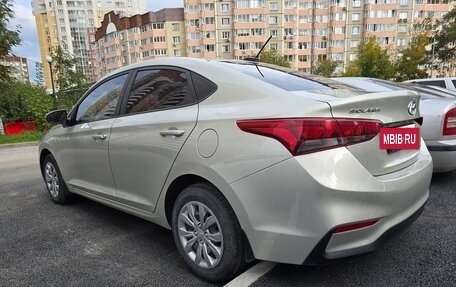 Hyundai Solaris II рестайлинг, 2018 год, 1 200 000 рублей, 3 фотография