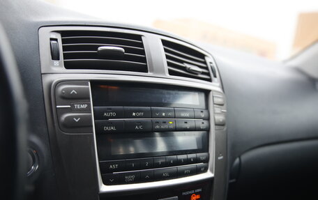 Lexus IS II рестайлинг 2, 2007 год, 1 157 000 рублей, 8 фотография