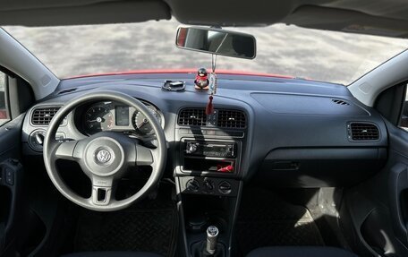Volkswagen Polo VI (EU Market), 2011 год, 850 000 рублей, 9 фотография