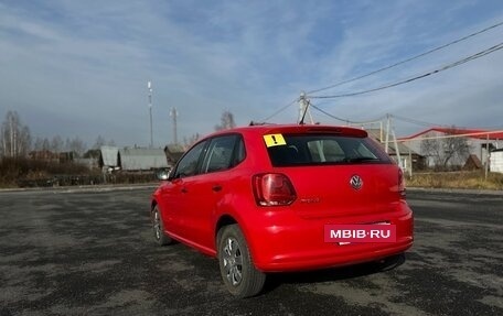 Volkswagen Polo VI (EU Market), 2011 год, 850 000 рублей, 3 фотография