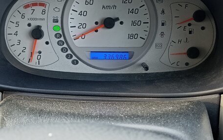 Nissan Tino, 2001 год, 350 000 рублей, 3 фотография
