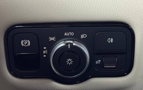 Mercedes-Benz V-Класс, 2025 год, 13 500 000 рублей, 23 фотография