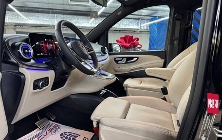 Mercedes-Benz V-Класс, 2025 год, 13 500 000 рублей, 19 фотография