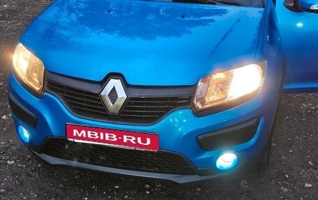 Renault Sandero II рестайлинг, 2016 год, 860 000 рублей, 1 фотография