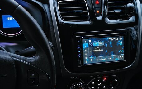 Renault Sandero II рестайлинг, 2016 год, 860 000 рублей, 3 фотография